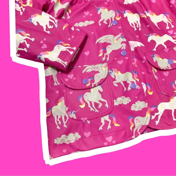 HATLEY unicorn and rainbows raincoat - Picture 7 of 11